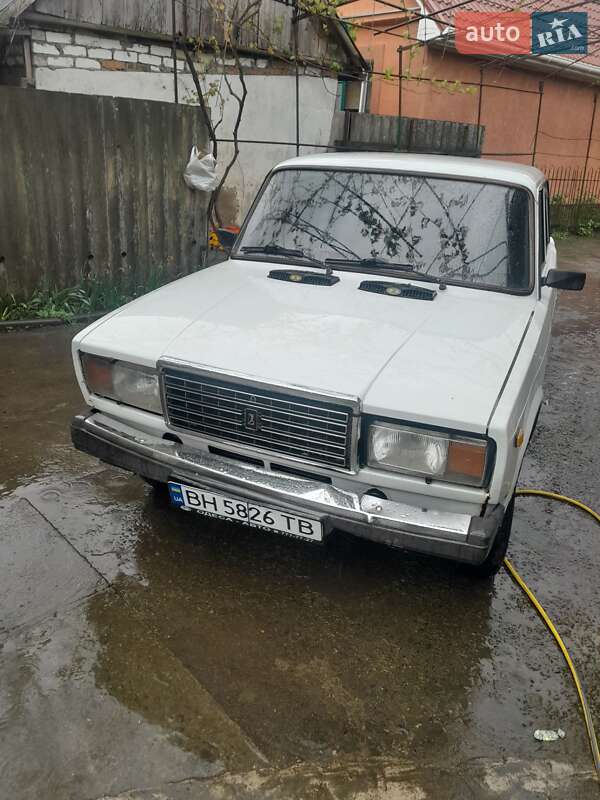 Седан ВАЗ / Lada 2107 1998 в Одесі
