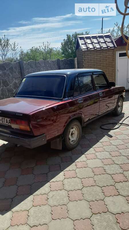 Седан ВАЗ / Lada 2107 1996 в Синельниковому