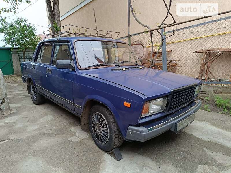 Седан ВАЗ / Lada 2107 1999 в Одесі