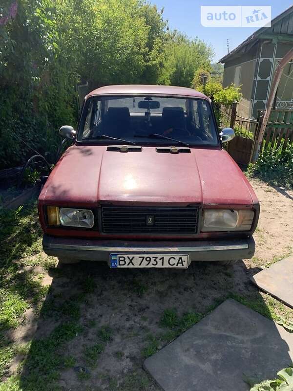 Седан ВАЗ / Lada 2107 1996 в Луцке