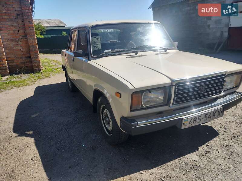 Седан ВАЗ / Lada 2107 1997 в Ракитном