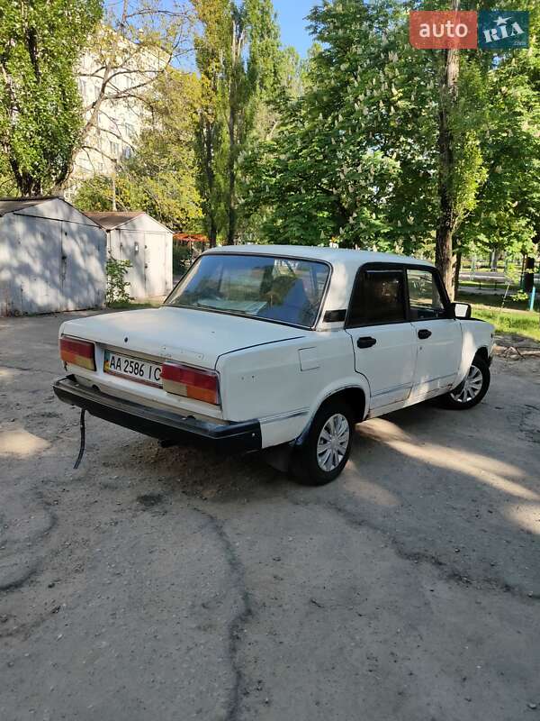Седан ВАЗ / Lada 2107 1990 в Киеве фото 12 Седан ВАЗ / Lada 2107 1990 в Киеве