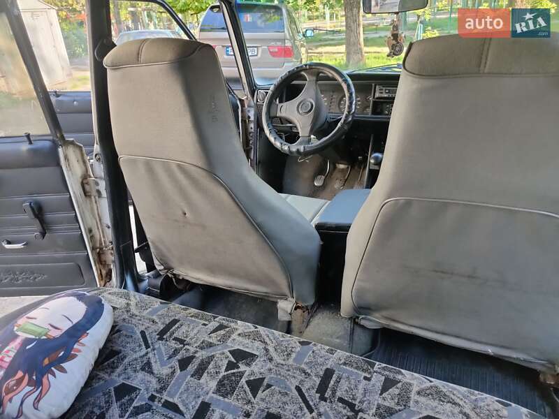 Седан ВАЗ / Lada 2107 1990 в Киеве фото 16 Седан ВАЗ / Lada 2107 1990 в Киеве