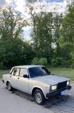 Седан ВАЗ / Lada 2107 1990 в Умани