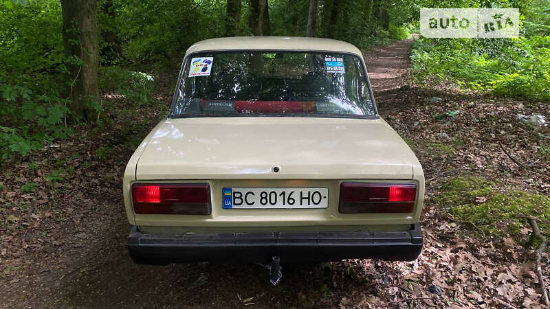 Седан ВАЗ / Lada 2107 1988 в Городке