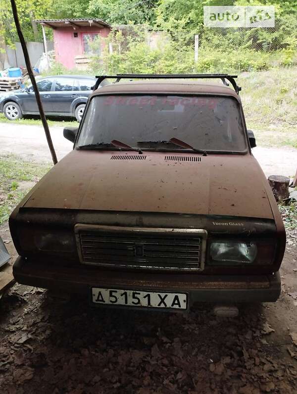 Седан ВАЗ / Lada 2107 1992 в Харькове