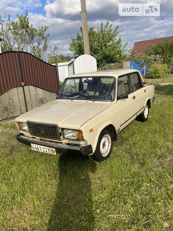 Седан ВАЗ / Lada 2107 1989 в Житомирі