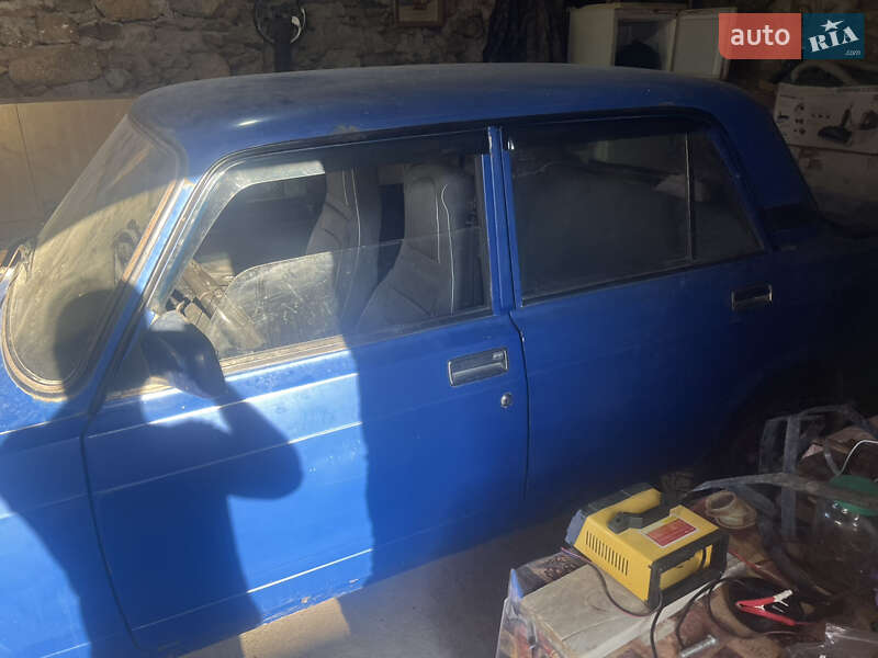 Седан ВАЗ / Lada 2107 1984 в Одессе фото 4 Седан ВАЗ / Lada 2107 1984 в Одессе