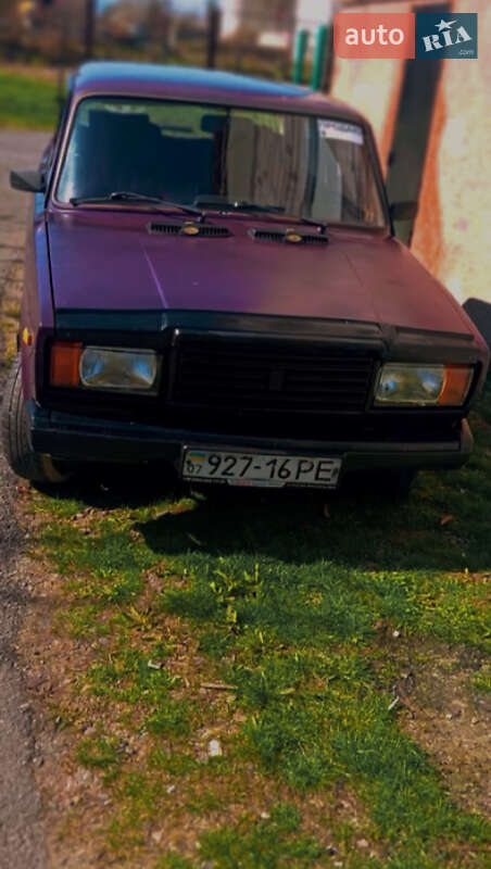 Седан ВАЗ / Lada 2107 2004 в Тячеве