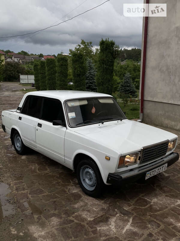 Седан ВАЗ / Lada 2107 2003 в Бучаче