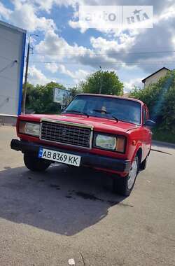 Седан ВАЗ / Lada 2107 1996 в Виннице