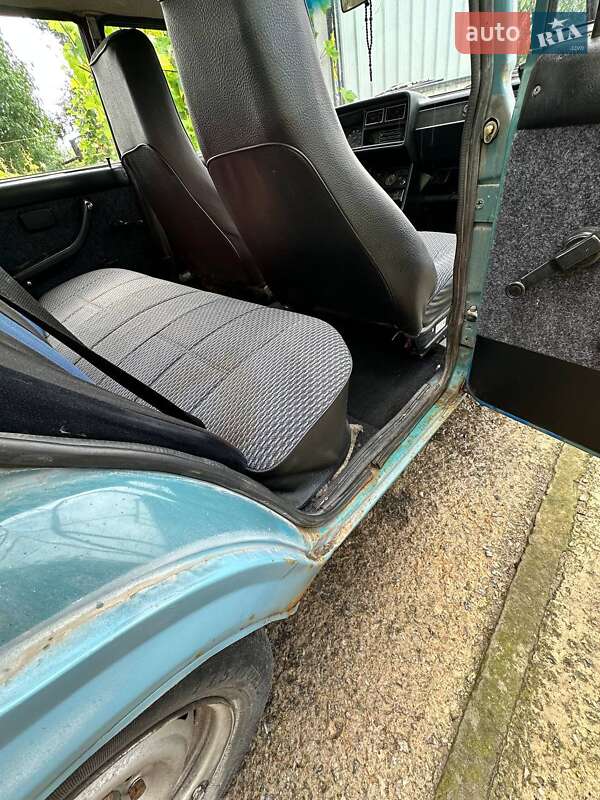 Седан ВАЗ / Lada 2107 2005 в Днепре фото 4 Седан ВАЗ / Lada 2107 2005 в Днепре