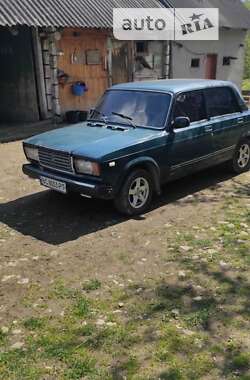 Седан ВАЗ / Lada 2107 1999 в Стрию