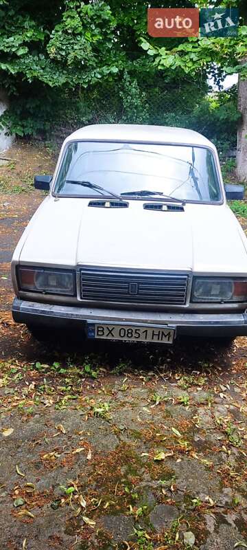 Седан ВАЗ / Lada 2107 1983 в Старокостянтинові