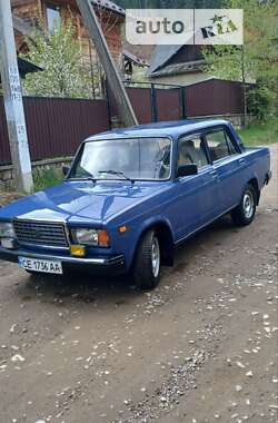 Седан ВАЗ / Lada 2107 2004 в Черновцах