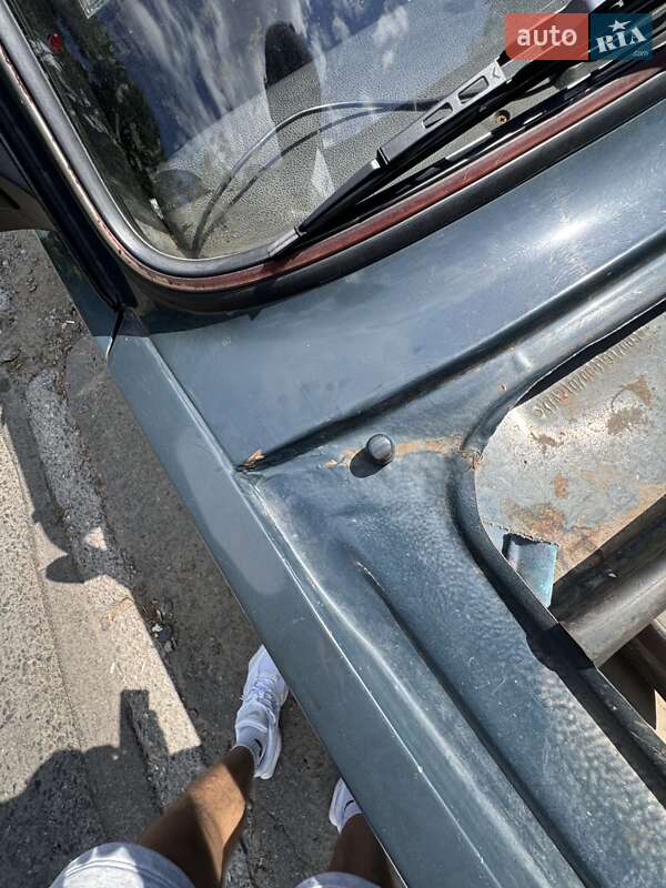 Седан ВАЗ / Lada 2107 2004 в Одессе