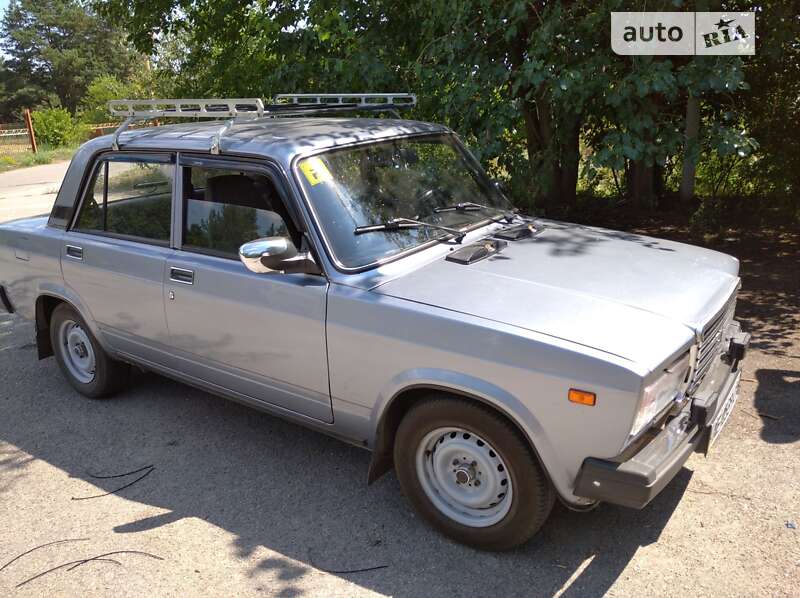 Седан ВАЗ / Lada 2107 2007 в Першотравенске