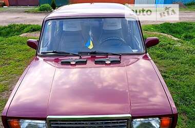 Седан ВАЗ / Lada 2107 2002 в Харькове