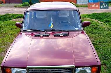 Седан ВАЗ 2107 2002 в 