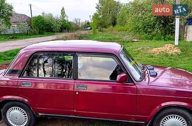 Седан ВАЗ 2107 2002 в 