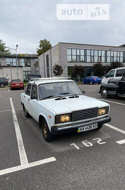 Седан ВАЗ / Lada 2107 2005 в Хотяновке