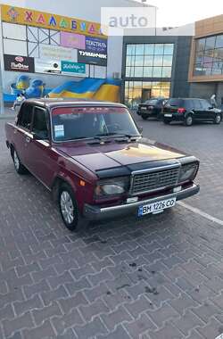 Седан ВАЗ / Lada 2107 2005 в Сумах