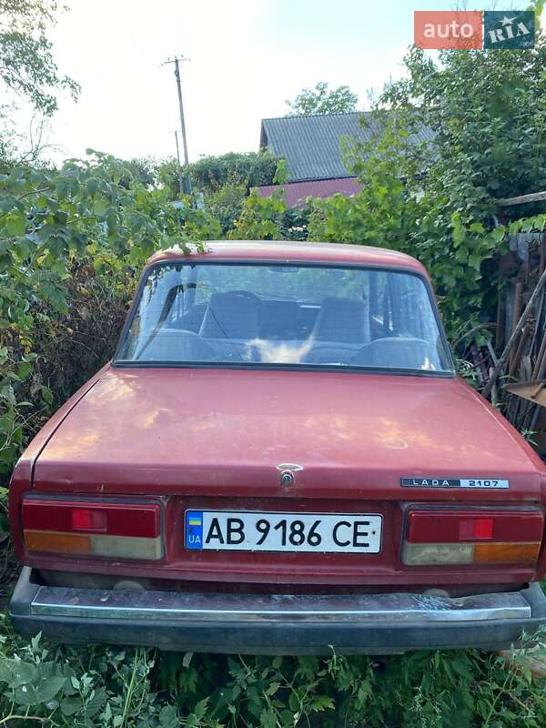 Седан ВАЗ / Lada 2107 1997 в Шпикове