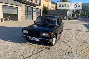 Седан ВАЗ / Lada 2107 2010 в Яремчі