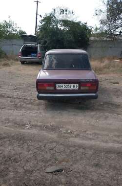 Седан ВАЗ / Lada 2107 1988 в Петродолинському