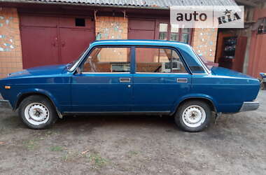 Седан ВАЗ / Lada 2107 2005 в Владимирце