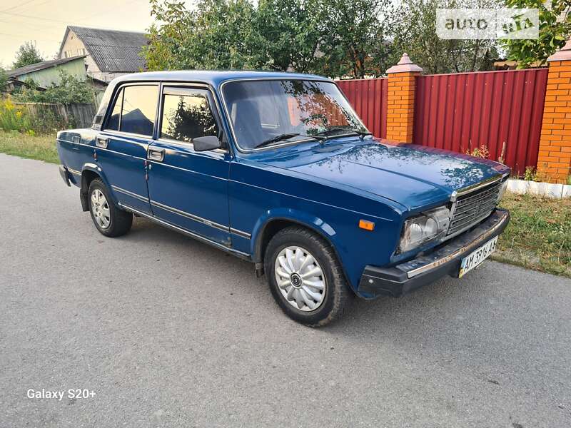 Седан ВАЗ / Lada 2107 2004 в Житомирі