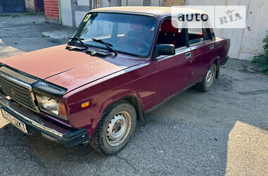 Седан ВАЗ / Lada 2107 2003 в Киеве