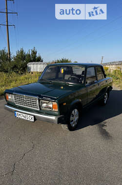 Седан ВАЗ / Lada 2107 2000 в Броварах