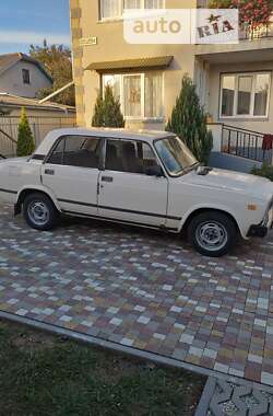 Седан ВАЗ / Lada 2107 1987 в Кіцмані