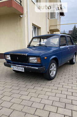 Седан ВАЗ / Lada 2107 2004 в Чернівцях