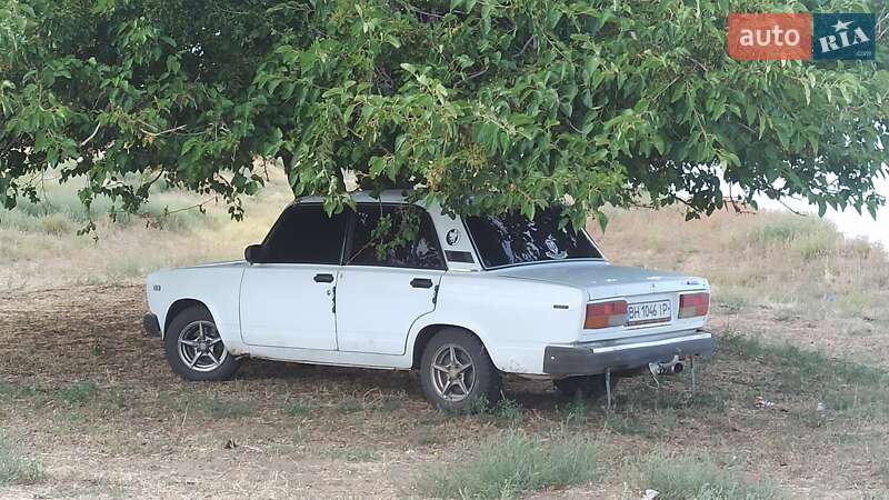 Седан ВАЗ / Lada 2107 2004 в Шабо