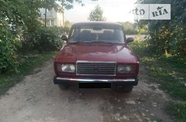 Седан ВАЗ / Lada 2107 1984 в Хусте