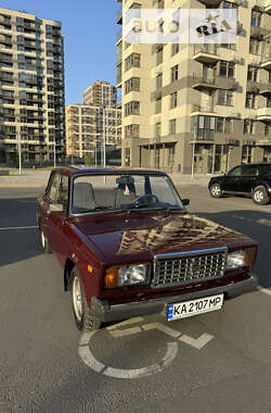 Седан ВАЗ / Lada 2107 2008 в Киеве