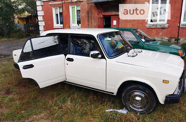 Седан ВАЗ / Lada 2107 1990 в Хмельницькому