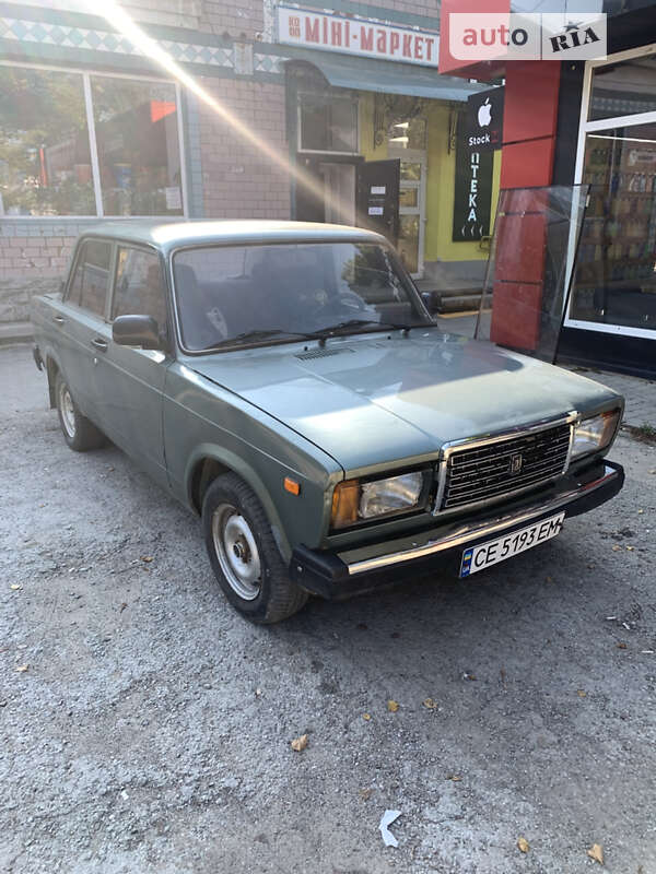 Седан ВАЗ / Lada 2107 2006 в Хотине