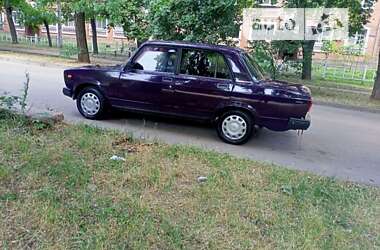 Седан ВАЗ / Lada 2107 2004 в Ірпені