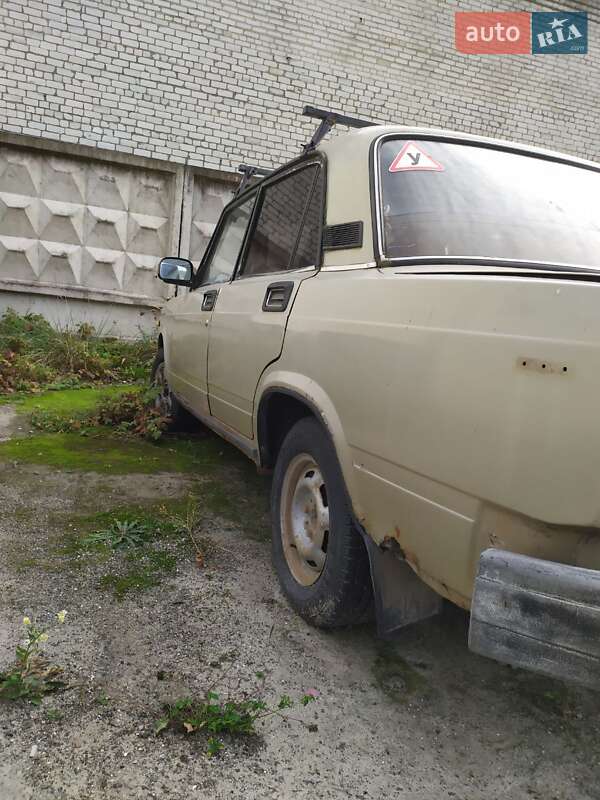 Седан ВАЗ / Lada 2107 1986 в Пустомытах