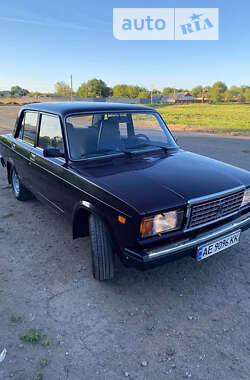 Седан ВАЗ 2107 2008 в  Седан ВАЗ 2107 2008 в