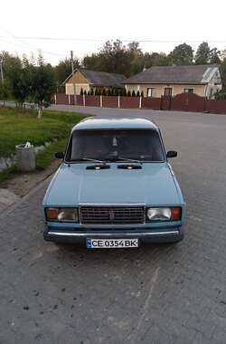 Седан ВАЗ / Lada 2107 1990 в Черновцах