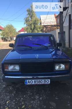 Седан ВАЗ / Lada 2107 2007 в Хусті