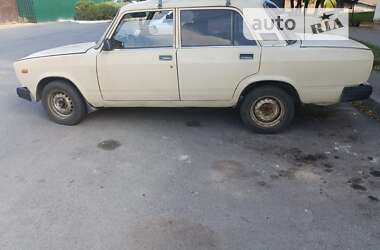 Седан ВАЗ / Lada 2107 1995 в Виннице