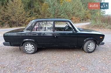 Седан ВАЗ / Lada 2107 2010 в Дубно