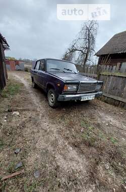 Седан ВАЗ / Lada 2107 2004 в Дубровиці