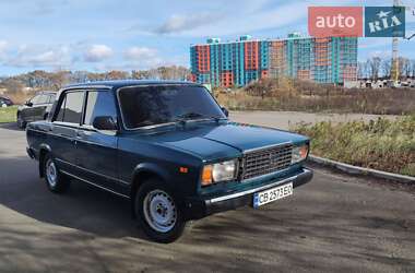 Седан ВАЗ / Lada 2107 2004 в Чернігові