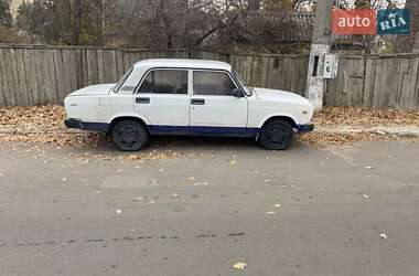 Седан ВАЗ / Lada 2107 1994 в Ірпені